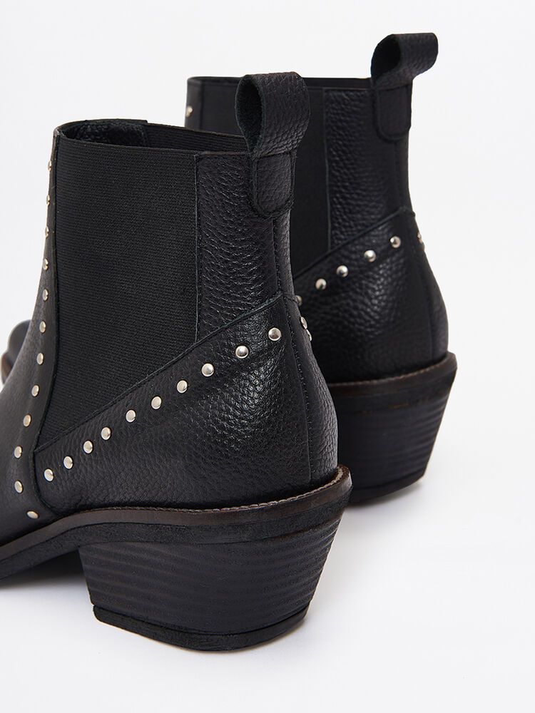 Bota Gina